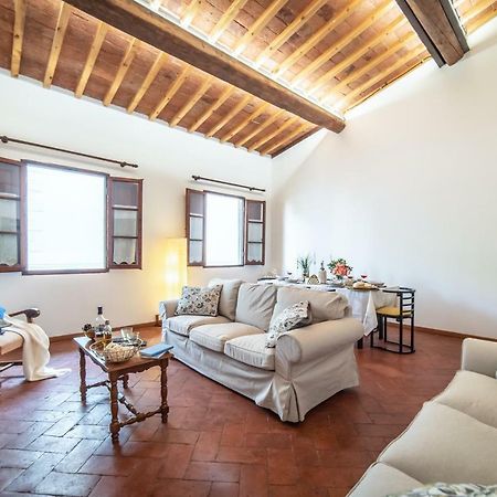 Oltrarno Apartment فلورنس المظهر الخارجي الصورة