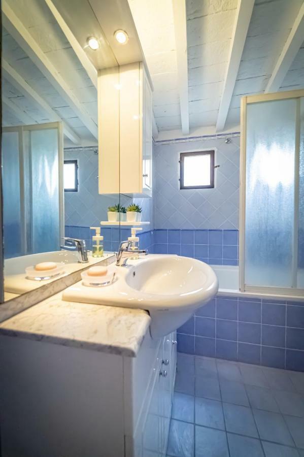 Oltrarno Apartment فلورنس المظهر الخارجي الصورة